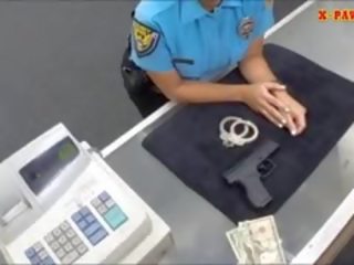 Pani polícia dôstojník s veľký prsia dostal fucked s pešiak človek