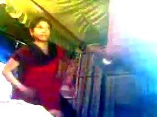 Indiai fiatal forró bhabhi fasz által devor nál nél hálószoba secretly rekord - wowmoyback