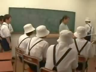 Japanese Classroom Fun Video