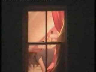 Graziosa modella beccato nuda in suo stanza da un finestra peeper