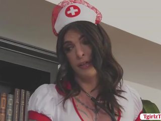 Bertato perawat wadam chelsea marie posisi laki-laki di atas anal seks film