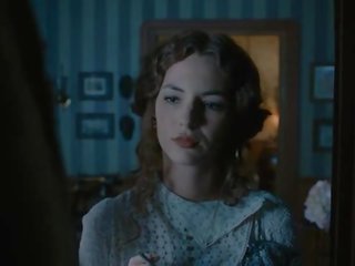 Louise bourgoin goli - les aventures extraordinaires dadele blanc-sec 2010