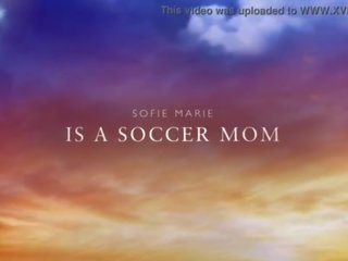 ফুটবল খেলা হয় moms প্রেম গোলাপী যৌনসঙ্গম সঙ্গে নীল ডিলদো